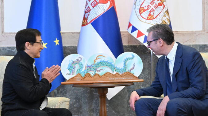 Dzeki-Cen-drugi-brend-ambasador-Ekspo-2027-2