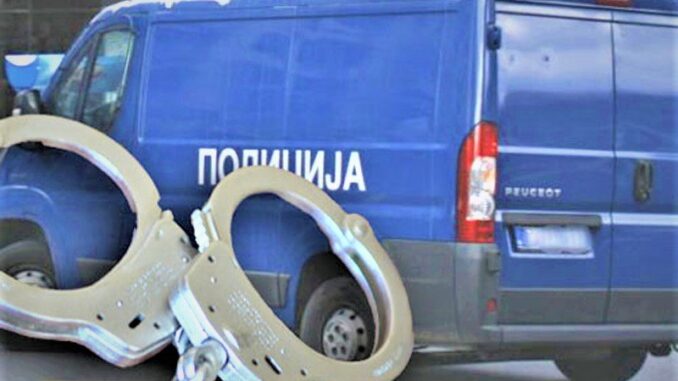 policija-lisice-istraga-1